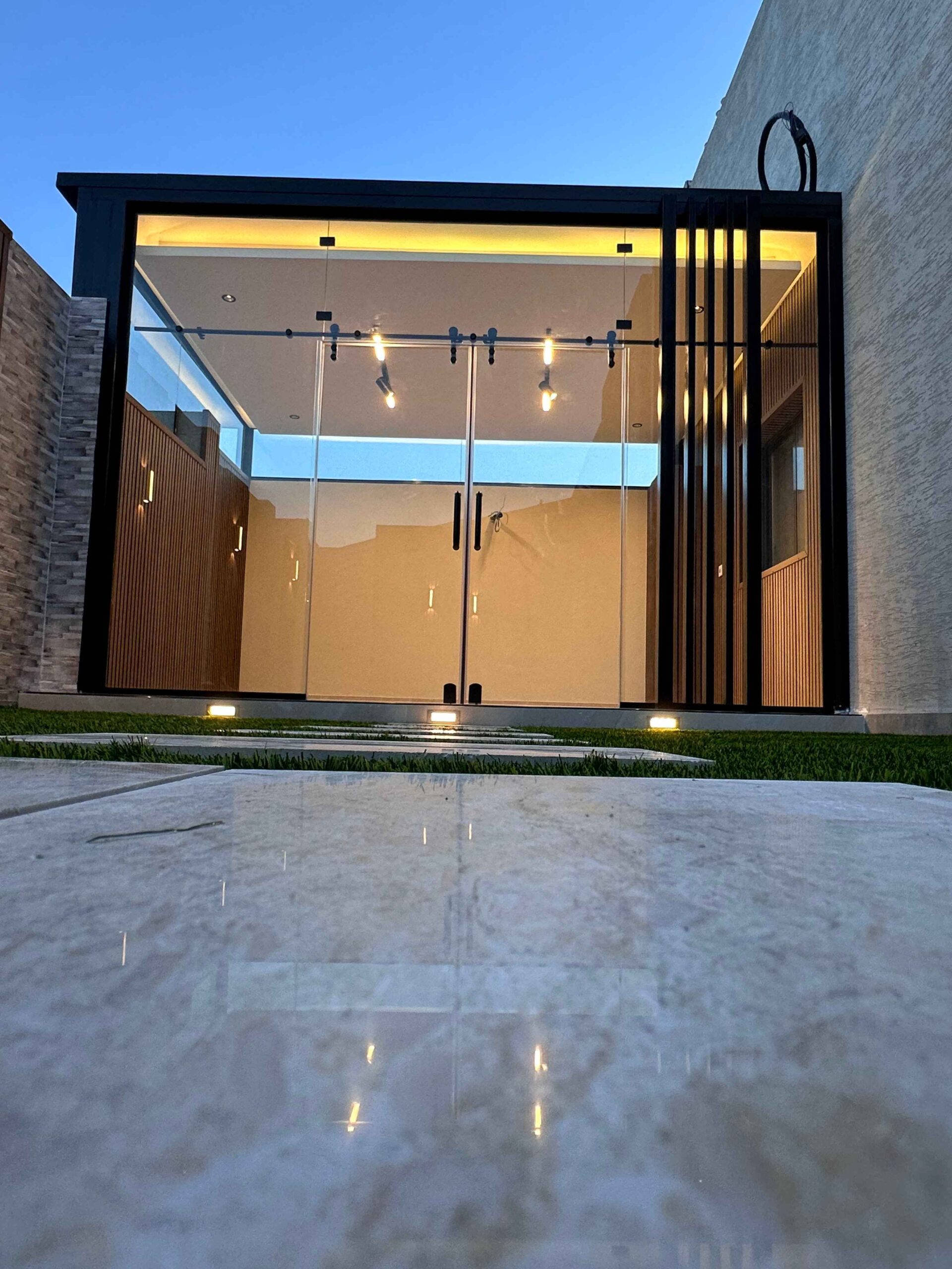 تصميم غرف زجاج